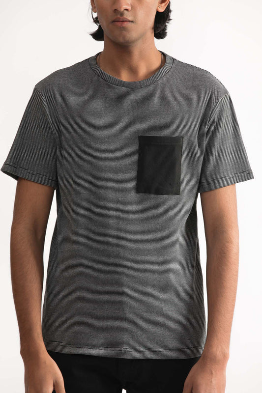 Regular Fit Pocket Tee Shirt